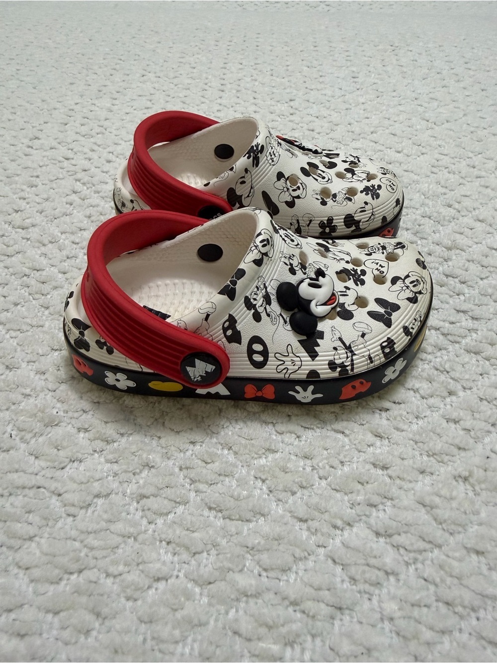 Crocs Mickey & Minnie Off Court Clogs Kids Size 7C